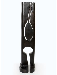 Sculpture en bronze a patine noire de Carmelo Arden Quin