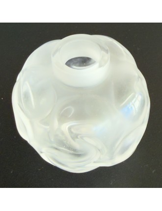 Lalique - Flacon à parfum Lalique nuages en cristal moulé pressé. Bouchon en forme de 2 anges unis par un coeur