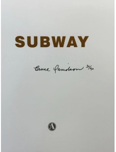 Superbe livre photographies rare série Subway de Bruce Davidson. Los Angeles, St. Ann's Press, 2003.