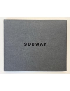 Superbe livre photographies rare série Subway de Bruce Davidson. Los Angeles, St. Ann's Press, 2003.