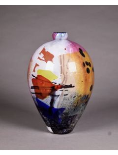 Vase - Ada Loumani - Vase ovoïde en verre multicouche à décor noir et bleu. Signé