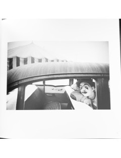 Superbe 3 livres photographies série Outside Inside de Bruce Davidson. Göttingen, Steidl, 2010.