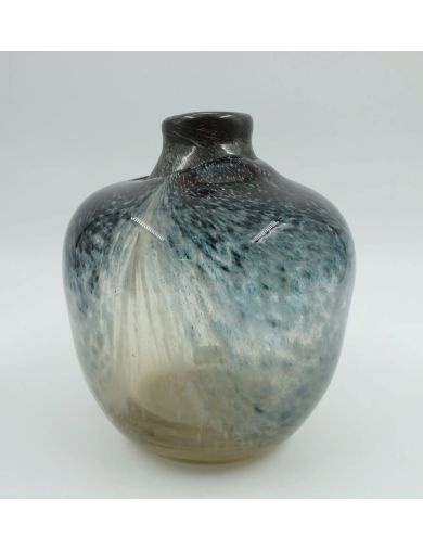Vase - Claude Monod - Vase sphérique soliflore à nuances bleues et rouges. H : 15