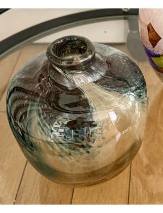 Vase - Claude Monod - Vase sphérique soliflore à nuances bleues et rouges. H : 15