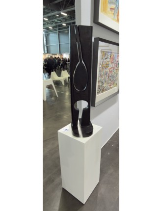 Sculpture en bronze à patine noire de Carmelo Arden Quin