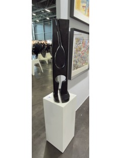 Sculpture en bronze à patine noire de Carmelo Arden Quin