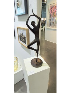 Sculpture en bronze a patine brun fonce de Riccardo Scarpa