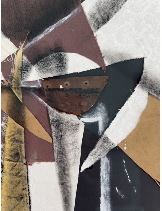 Composition. Technique mixte et collage. Signé en bas à gauche. Haut. 63 Larg. 47 cm.