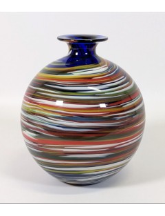 Vase boule en verre soufflé à décor type "diabolo", gravé en dessous Gianni VERSACE