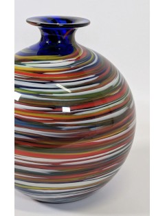 Vase boule en verre soufflé à décor type "diabolo", gravé en dessous Gianni VERSACE
