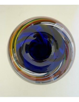 Vase boule en verre soufflé à décor type "diabolo", gravé en dessous Gianni VERSACE