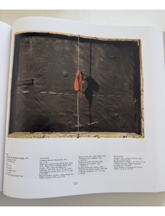 Livre TÀPIES par Anna AGUSTI - Catalogue raisonné en 4 volumes. Edition Könemann, Cologne 1999.