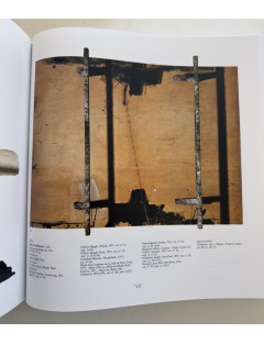 Livre TÀPIES par Anna AGUSTI - Catalogue raisonné en 4 volumes. Edition Könemann, Cologne 1999.
