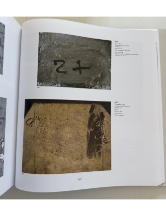 Livre TÀPIES par Anna AGUSTI - Catalogue raisonné en 4 volumes. Edition Könemann, Cologne 1999.