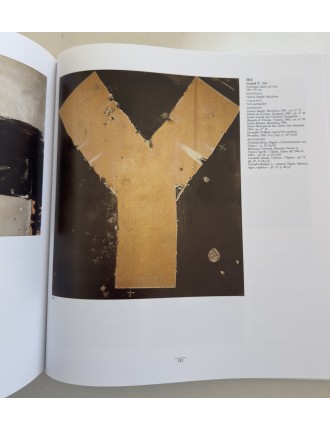 Livre TÀPIES par Anna AGUSTI - Catalogue raisonné en 4 volumes. Edition Könemann, Cologne 1999.