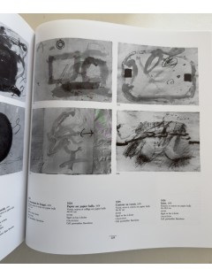 Livre TÀPIES par Anna AGUSTI - Catalogue raisonné en 4 volumes. Edition Könemann, Cologne 1999.