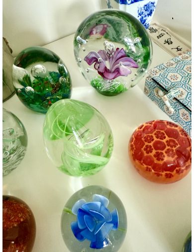 Sulfure - Lot de 14 boules presse-papier en verre, différentes tailles