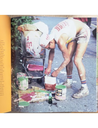 Livre Keith Haring de J.Deitch - S.Geiss - J.Gruen. En coopération avec The Estate of K.Haring. Rizzoli NY.2008