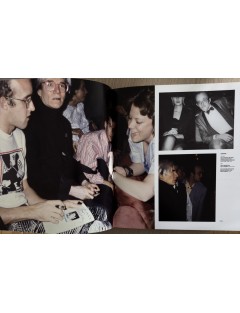 Livre Keith Haring de J.Deitch - S.Geiss - J.Gruen. En coopération avec The Estate of K.Haring. Rizzoli NY.2008
