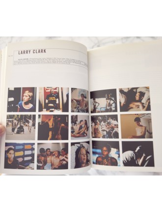 Livre Art at the Turn of the Millennium. L’art au tournant de l’an 2000. Edition Taschen