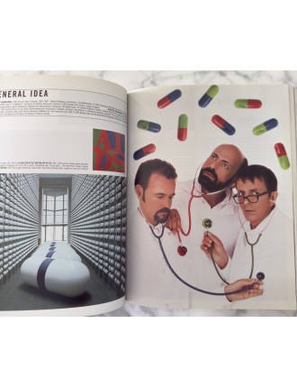 Livre Art at the Turn of the Millennium. L’art au tournant de l’an 2000. Edition Taschen