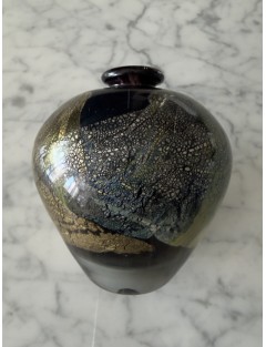 Jean-Claude Novaro - Vase ovoïde à col resserré en verre soufflé à inclusions d'oxydes, émaux et feuilles d'or