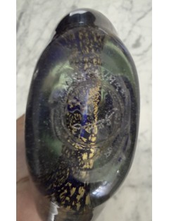 Jean-Claude Novaro - Vase à panse plate à col haut en verre soufflé à inclusions d'oxydes, d'émaux bleus et feuilles d'or