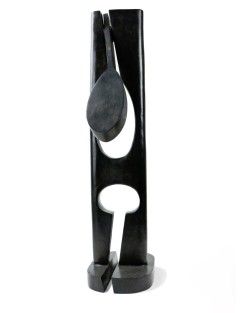 Sculpture en bronze a patine noire de Carmelo Arden Quin