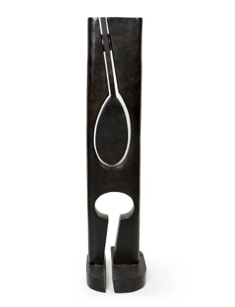 Sculpture en bronze a patine noire de Carmelo Arden Quin